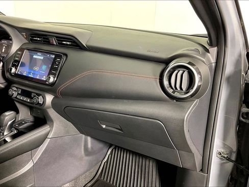 Used 2024 Nissan Kicks SR w/ SR Premium Package image 22