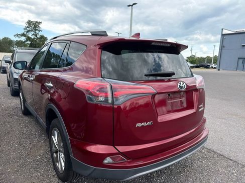 Used 2018 Toyota RAV4 Limited FWD image 7