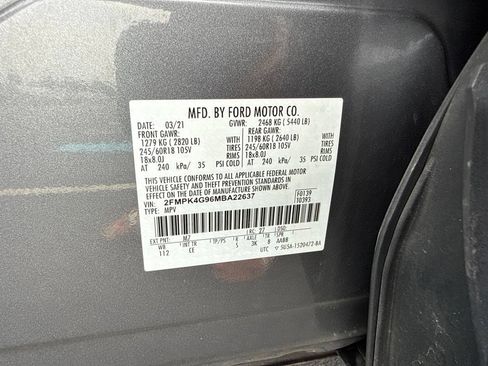 Used 2021 Ford Edge SE w/ Cargo Accessory Package AWD/4WD image 8