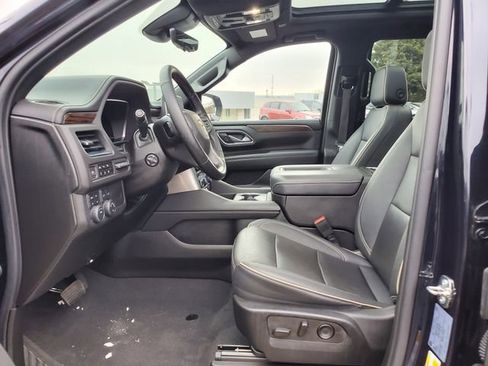 Certified 2023 Chevrolet Tahoe Premier w/ Premium Package 2 image 20