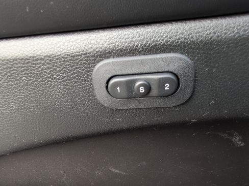 Used 2014 Jeep Grand Cherokee Limited image 18