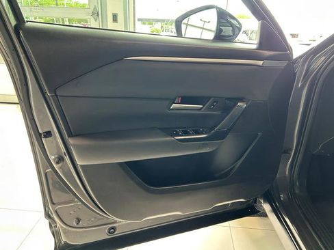 Used 2024 MAZDA CX-50 AWD 2.5 S w/ Select Package image 12