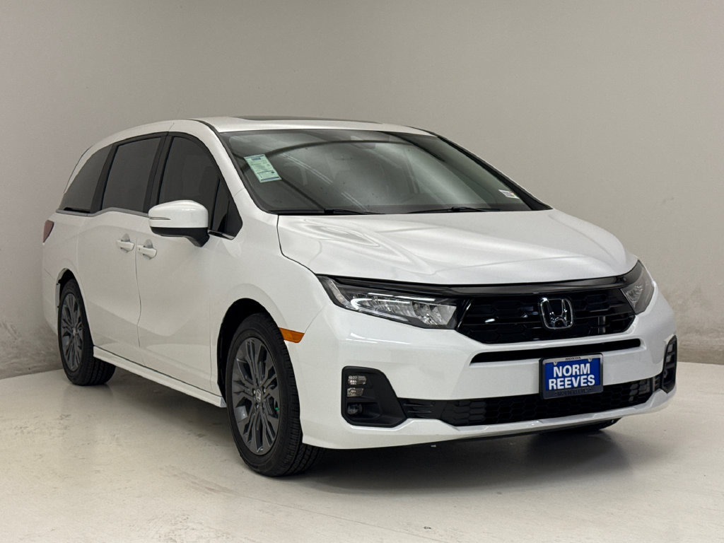 New 2027 Honda Odyssey Touring image 4