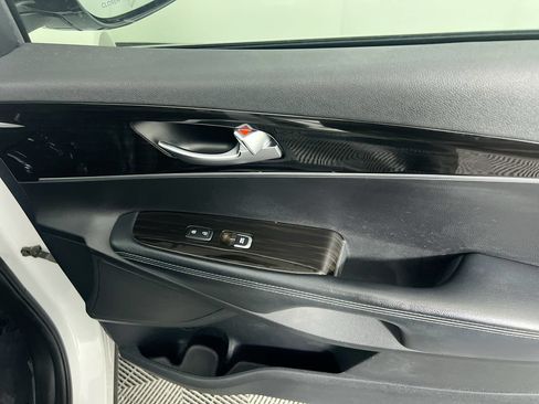 Used 2019 Kia Sorento FWD image 29