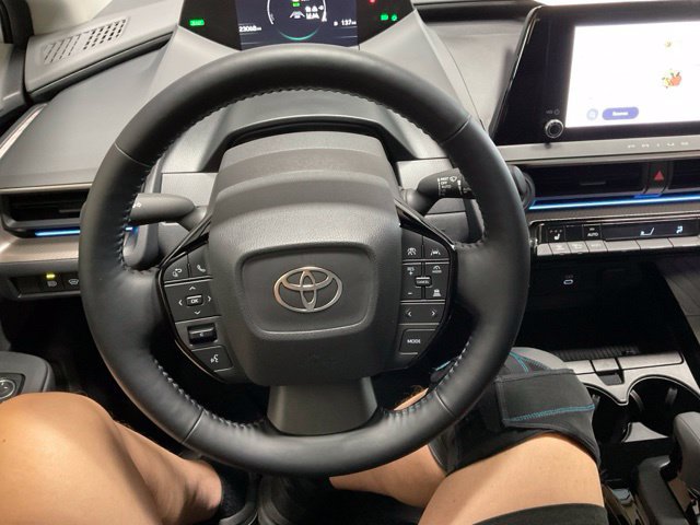 Used 2024 Toyota Prius XLE FWD image 30