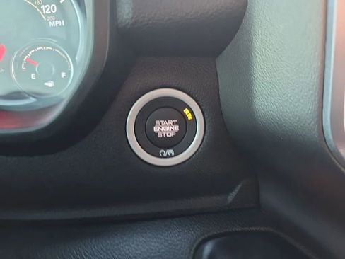 Used 2019 RAM 1500 Big Horn image 29