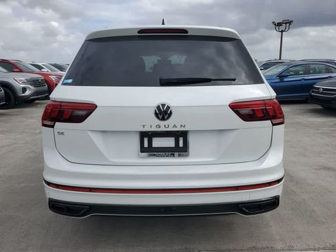 Used 2024 Volkswagen Tiguan SE R-Line FWD image 13