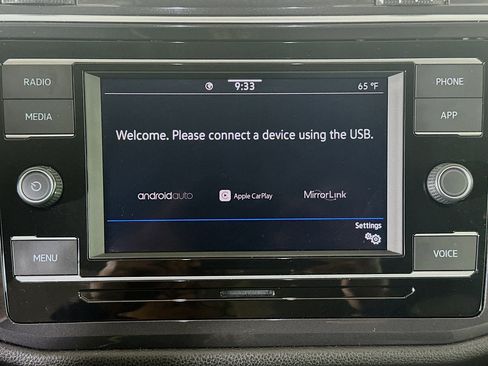 Used 2024 Volkswagen Tiguan S image 22