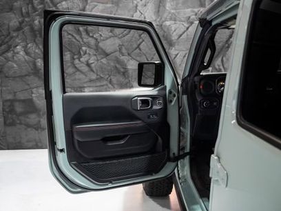 Used 2024 Jeep Wrangler Unlimited Rubicon 392