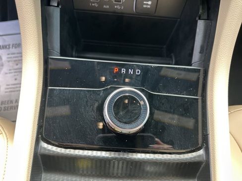 Used 2024 Jeep Grand Cherokee Limited image 20