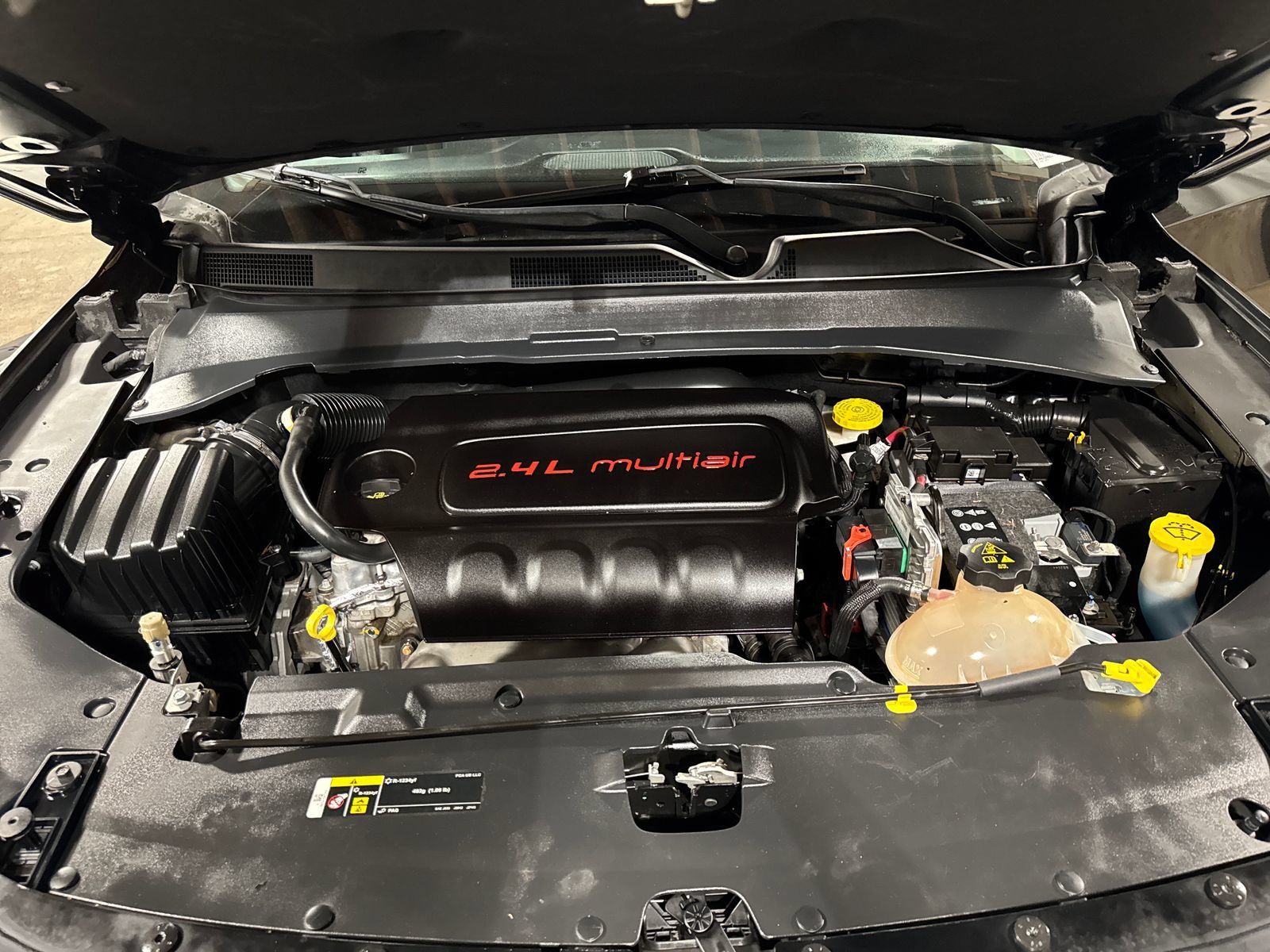 Used 2018 Jeep Compass Sport w/ Cold Weather Group AWD/4WD image 28