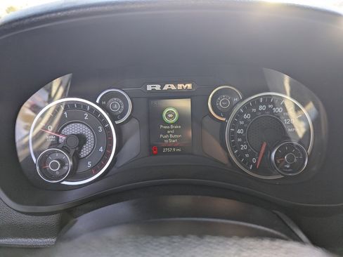 Used 2024 RAM 3500 Big Horn image 30