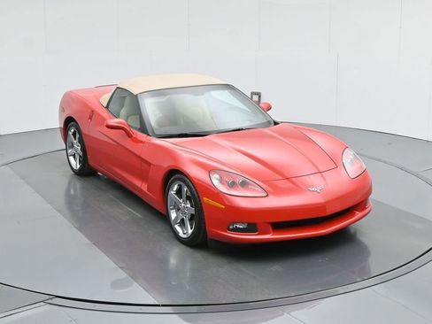 Used 2007 Chevrolet Corvette Convertible w/ Preferred Equipment Group image 40
