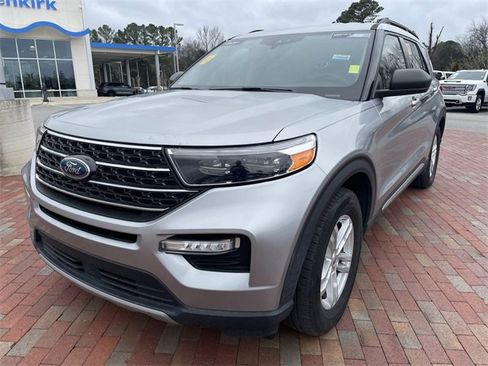 Used 2021 Ford Explorer XLT w/ Equipment Group 202A image 1