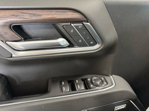 New 2026 GMC Sierra 1500 SLT w/ SLT Premium Plus Package AWD/4WD image 15