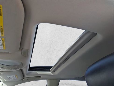 Used 2018 INFINITI QX60 AWD w/ Premium Plus Package image 15