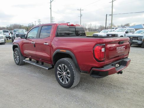 New 2026 GMC Canyon Denali image 7