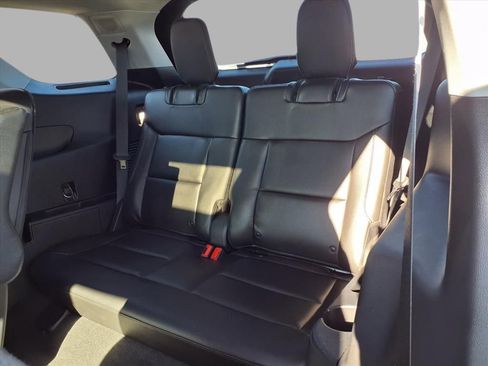 Used 2022 Ford Explorer Limited w/ Equipment Group 301A image 28