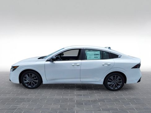 New 2026 Nissan Sentra SL w/ Floor Mat Package FWD image 3
