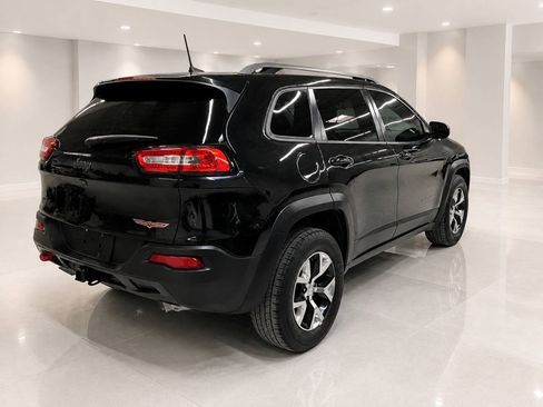 Used 2015 Jeep Cherokee Trailhawk w/ Comfort/Convenience Group AWD/4WD image 6