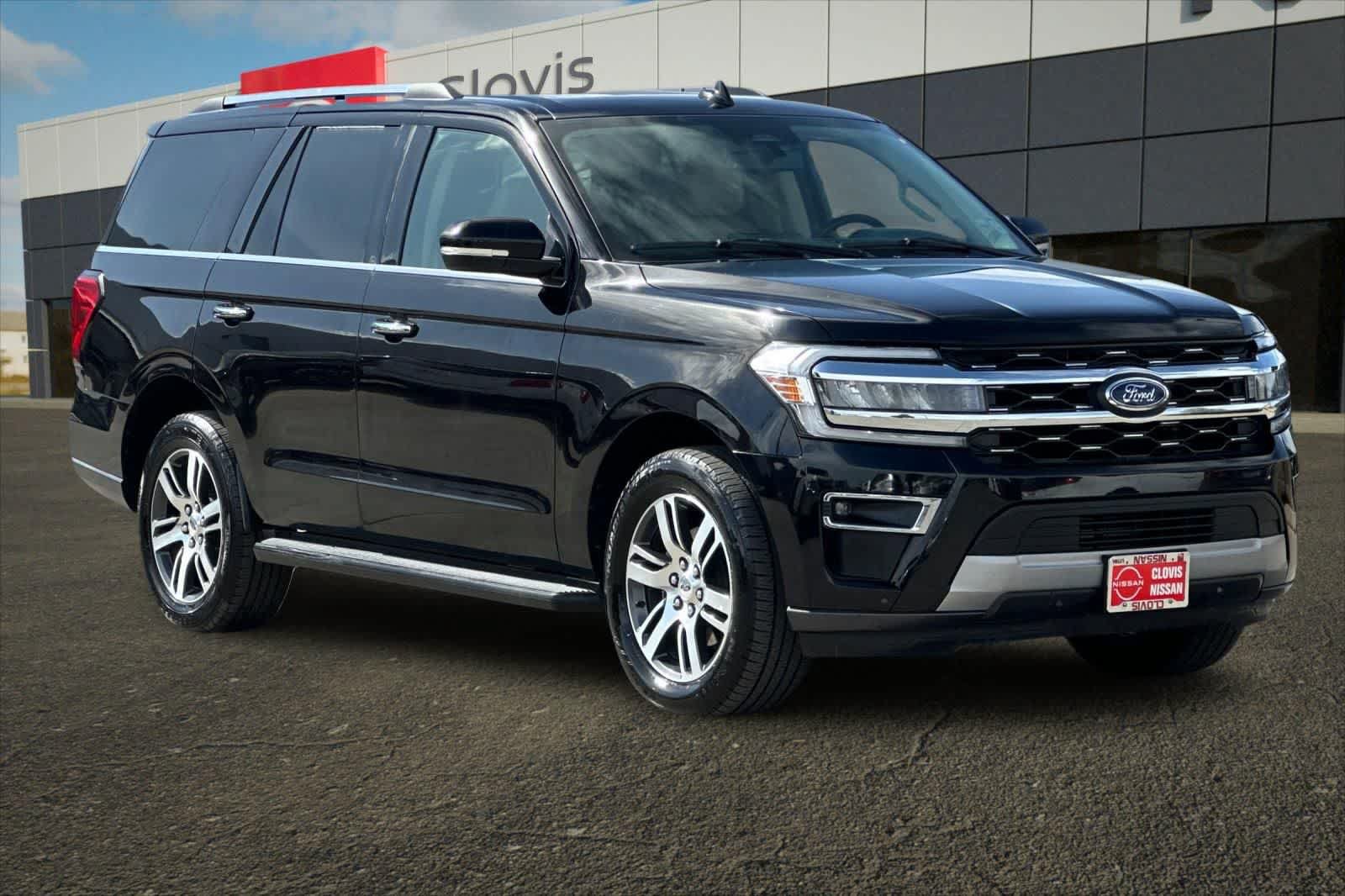 Used 2024 Ford Expedition Limited RWD image 15