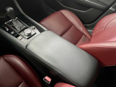 Used 2021 MAZDA MAZDA3 Hatchback w/Premium Plus Pkg AWD/4WD image 29