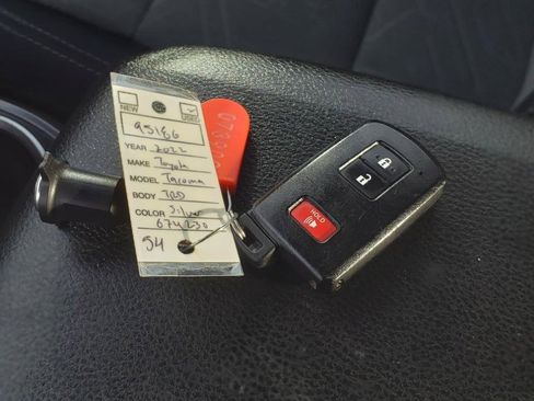 Used 2022 Toyota Tacoma TRD Off-Road image 31