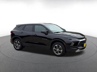 Used 2025 Chevrolet Blazer LT FWD video 2