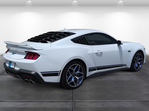 Used 2024 Ford Mustang GT Premium w/ GT Performance Package RWD image 5