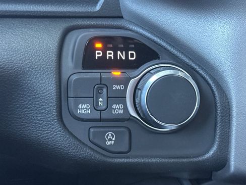 New 2026 RAM 1500 Express AWD/4WD image 19