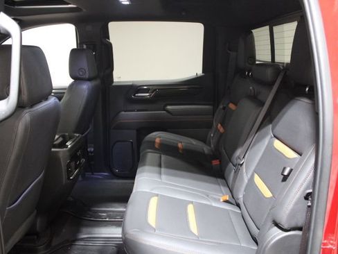 Used 2024 GMC Sierra 1500 AT4 w/ Technology Package image 23