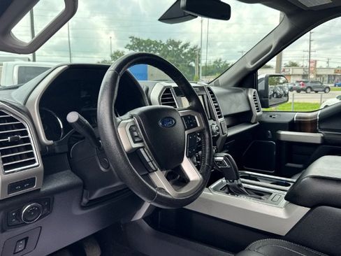 Used 2015 Ford F150 Lariat w/ Equipment Group 502A Luxury AWD/4WD image 17