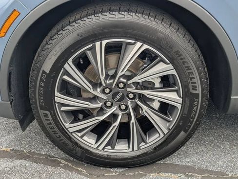 Used 2025 Lincoln Aviator 2WD image 11