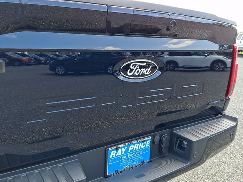Certified 2026 Ford F150 XLT w/ Equipment Group 302A MID AWD/4WD image 30