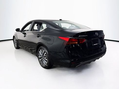 New 2026 Nissan Altima 2.5 SV FWD image 7
