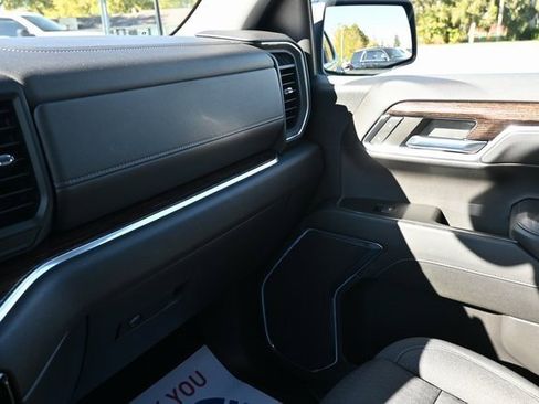 Used 2023 GMC Sierra 1500 Elevation image 28
