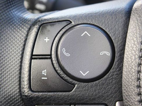 Used 2017 Toyota RAV4 LE image 23