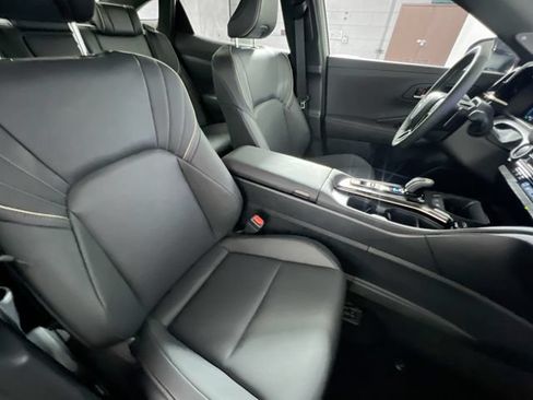 New 2026 Toyota Crown Platinum AWD/4WD image 28