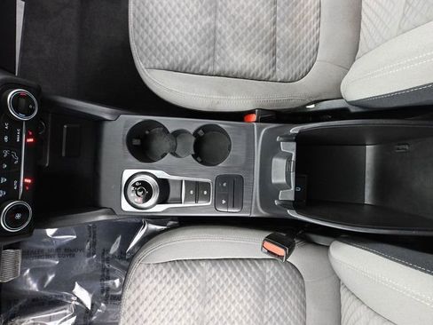 Used 2020 Ford Escape SE FWD image 33