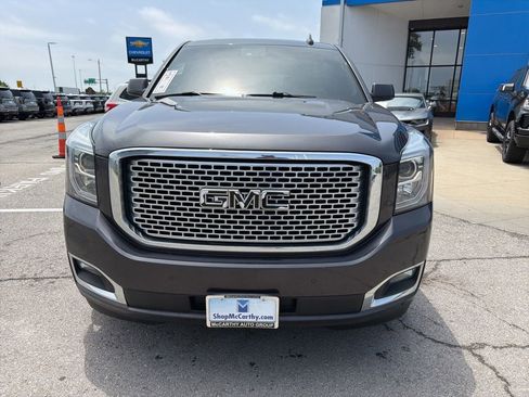 Used 2017 GMC Yukon XL Denali w/ Open Road Package AWD/4WD image 8