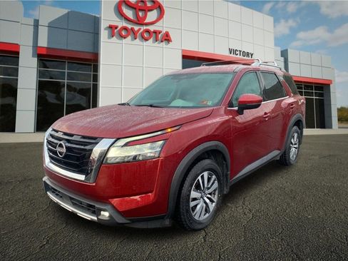 Used 2022 Nissan Pathfinder SL image 7