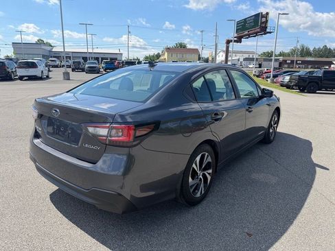 Used 2025 Subaru Legacy Premium AWD/4WD image 7