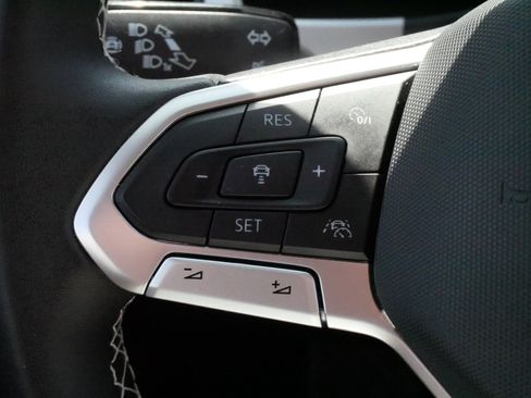Certified 2023 Volkswagen Atlas SEL AWD/4WD image 27