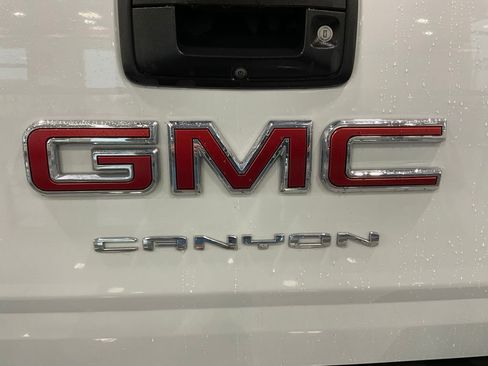 Used 2022 GMC Canyon AT4 AWD/4WD image 24