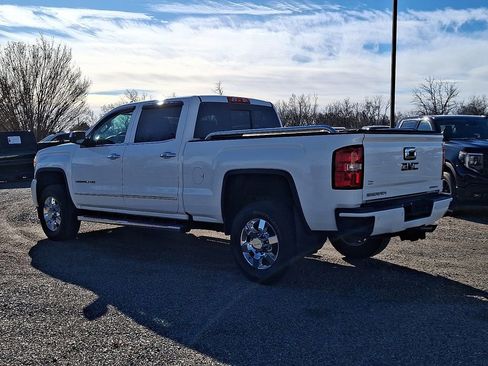 Used 2016 GMC Sierra 2500 Denali image 8