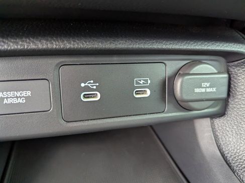 Used 2025 Honda Civic Sport image 22