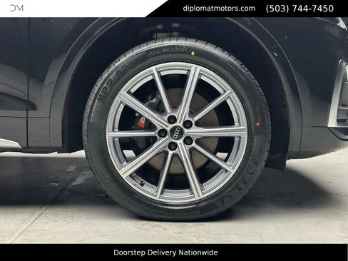 Used 2022 Audi SQ5 Premium Plus w/ Premium Plus Package image 44