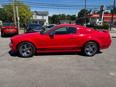 Used 2006 Ford Mustang GT Premium RWD image 8