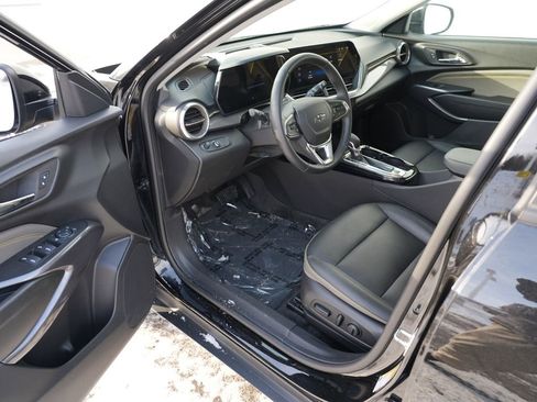 Used 2024 Chevrolet Trax ACTIV w/ Driver Confidence Package image 13