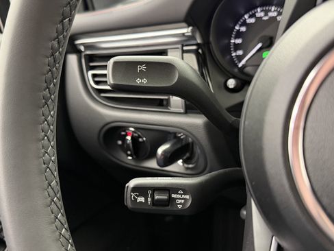 New 2026 Porsche Macan image 48